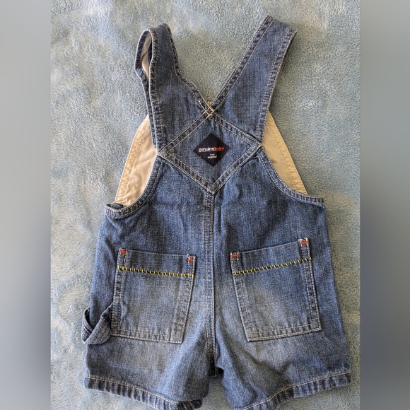 Osh Kosh denim overalls - size 6 months - Picture 2 of 4